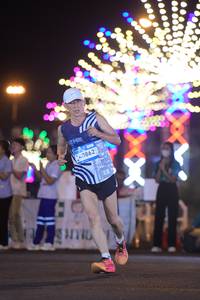 BIB: 40862, 6000
                            <button type="button" onclick="openModal(22927936)" class="btn btn-primary btn-sm float-right btn-popup" data-toggle="modal" data-target=".modal-high-quality">
                        <i class="fas fa-shopping-cart"></i> Add to Cart
                    </button>
                                            <button type="button" onclick="isThisMe(22927936, true)" class="btn btn-success btn-sm float-right btn-popup btn-isme hidden" data-toggle="tooltip" data-placement="bottom" title="นี่คือรูปของคุณใช่ไหม คลิกที่นี่เพื่อเอาเข้าอัลบั้ม">
                        <i class="fas fa-plus"></i> Add to album
                    </button>
                    <button type="button" onclick="isThisMe(22927936, false)" class="btn btn-warning btn-sm float-right btn-popup btn-isnotme hidden">
                        <i class="fas fa-ban"></i> Remove from album
                    </button>